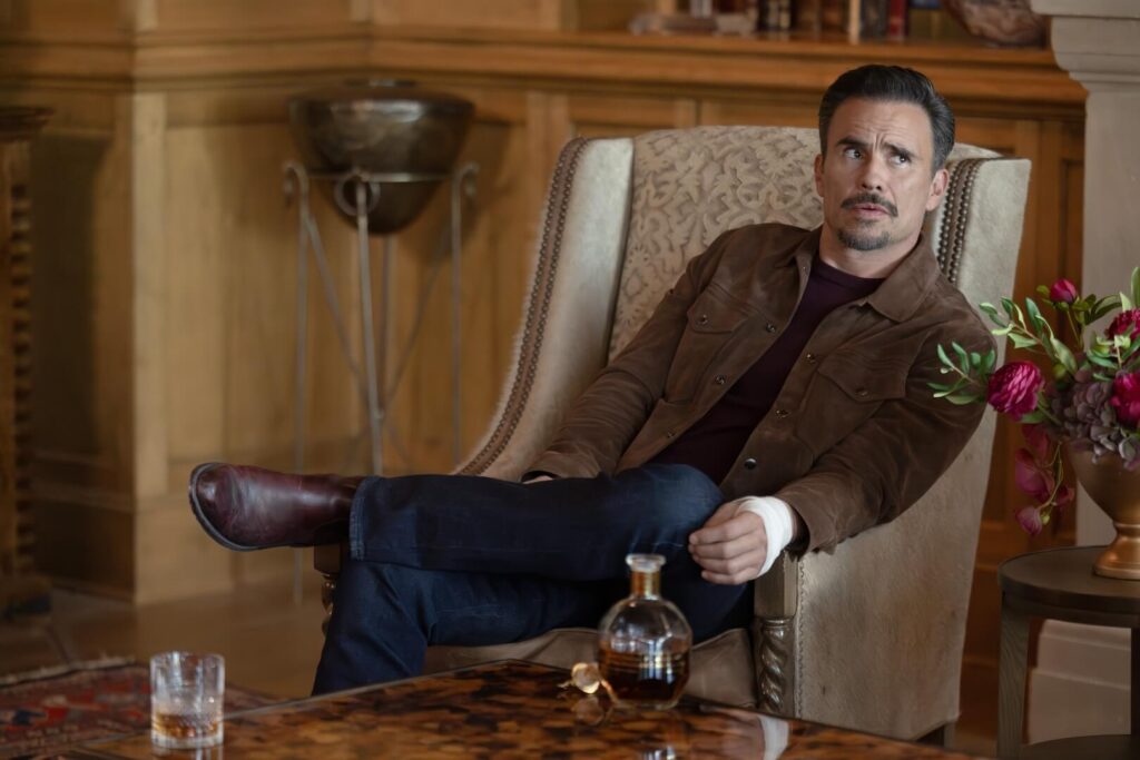 Juan Pablo Raba as Joaquin