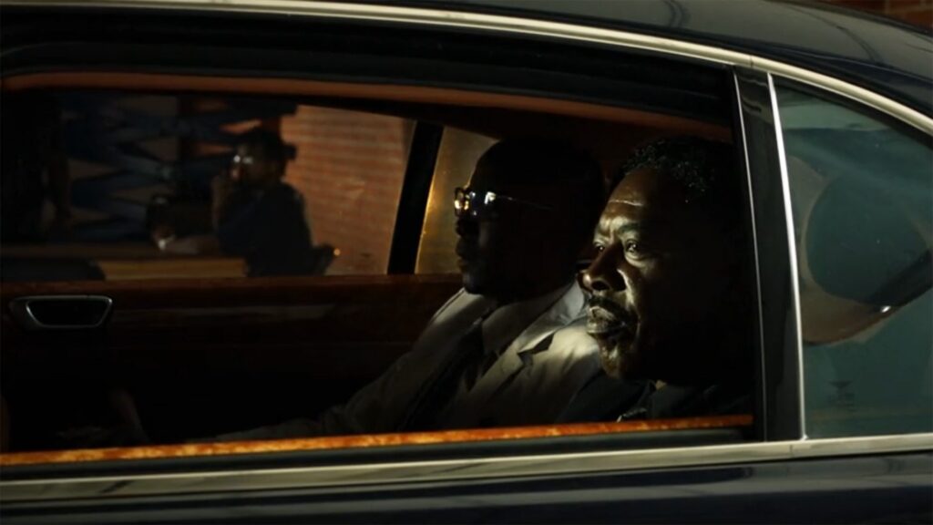 Ernie Hudson as Lavernius L.C. Duncan in Carl Webers The Family Business